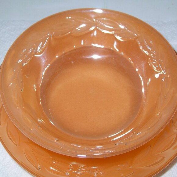 Vintage Fire King Peach Luster Laurel Leaf BOWL & PLATE Oven Ware USA  I - Picture 5 of 5